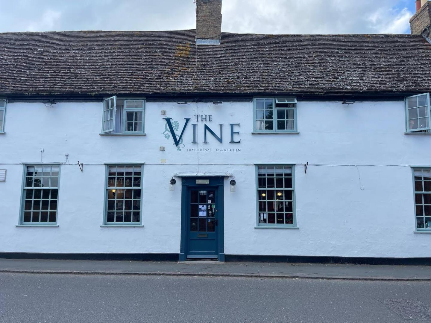 Elegant Oak Beamed House In Pretty Village Buckden  Exterior photo